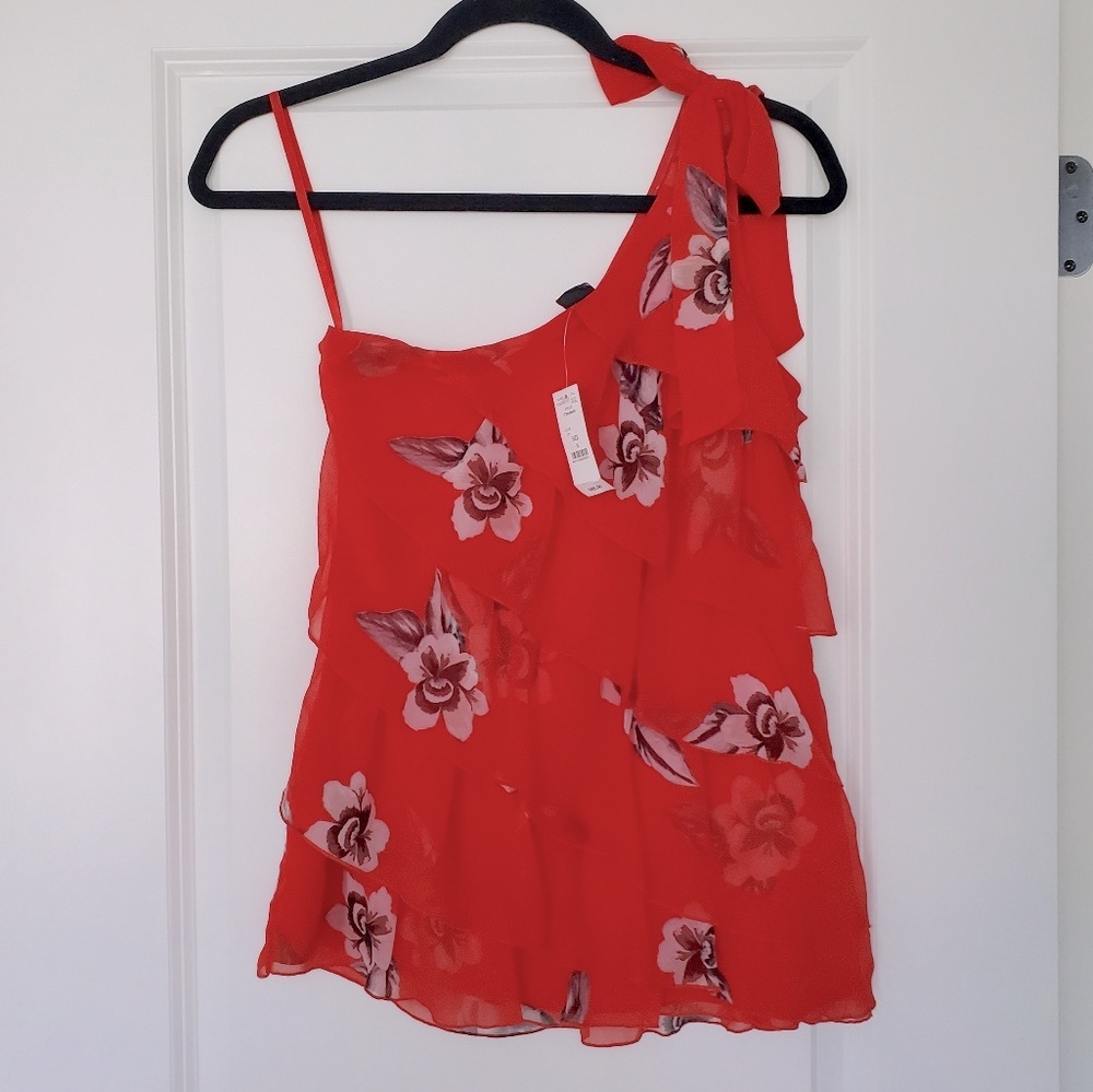 *NWT* White House Black Market One Shoulder Top - Size S